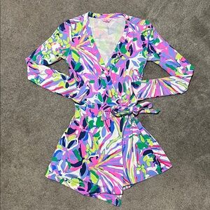 Lilly Pulitzer Tiki Wrap Romper size xs